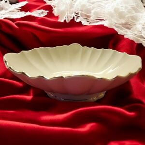 Vtg 1990's Telaflora Gift Bowl Footed Ribbed Shell Scalloped 24 Kt Gold Trim